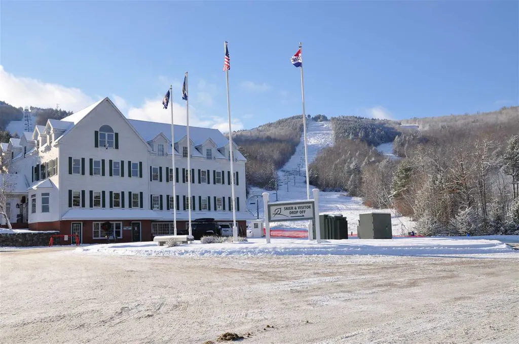 63.1 Seaward Drive Danbury NH 03230