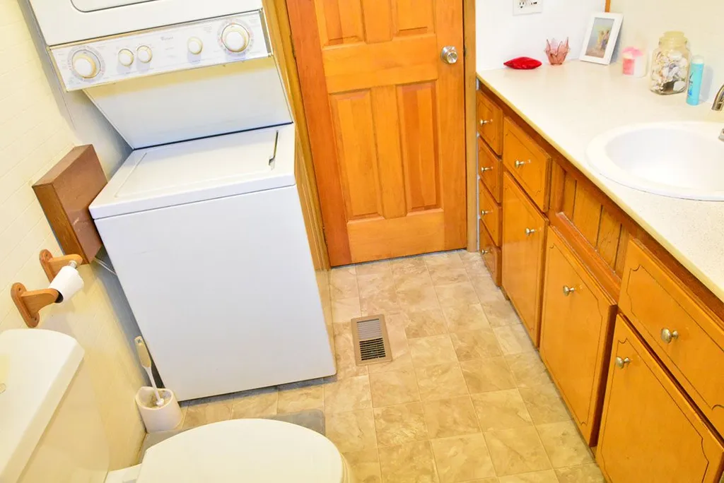 10 Oak Hill Drive Hampstead NH 03841