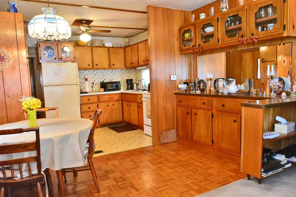10 Oak Hill Drive Hampstead NH 03841