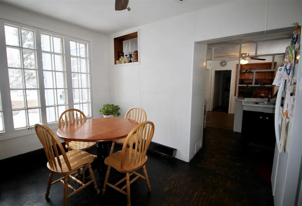 23 Green Square Proctor VT 05765