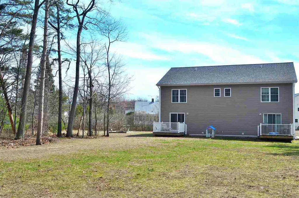 32 Diane Lane Colchester VT 05446