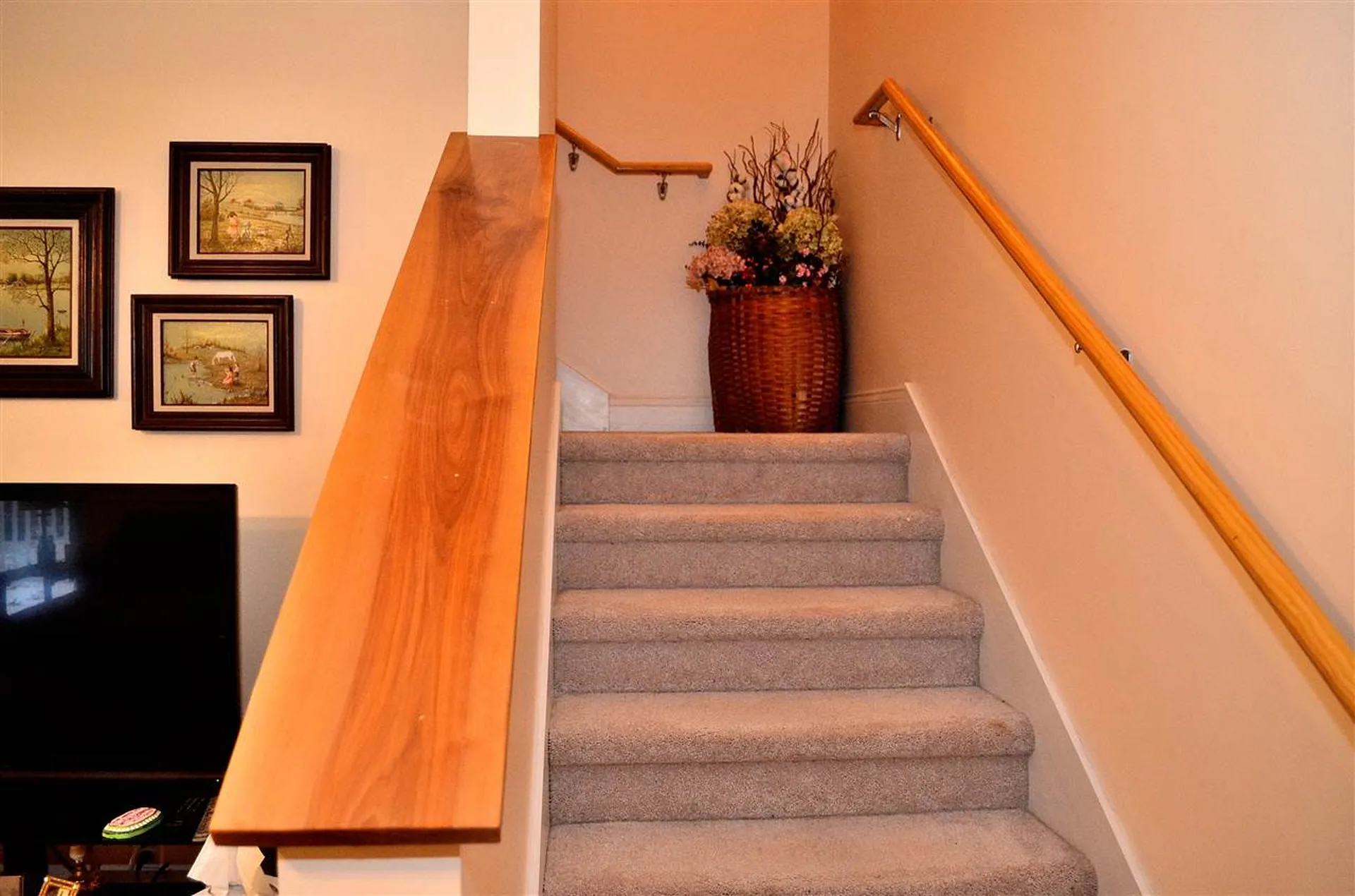 32 Diane Lane Colchester VT 05446