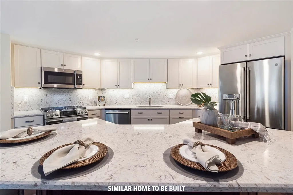 2075 Lafayette Road Portsmouth NH 03801