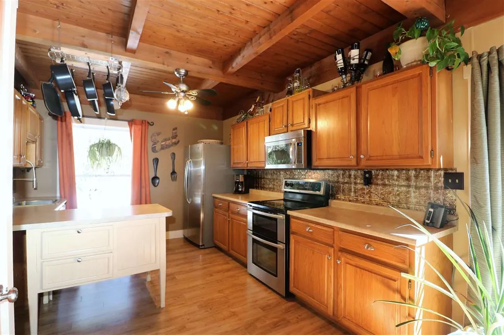 122 Glen Road Gorham NH 03581