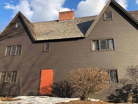 14 Walnut Hill Road Amherst NH 03031