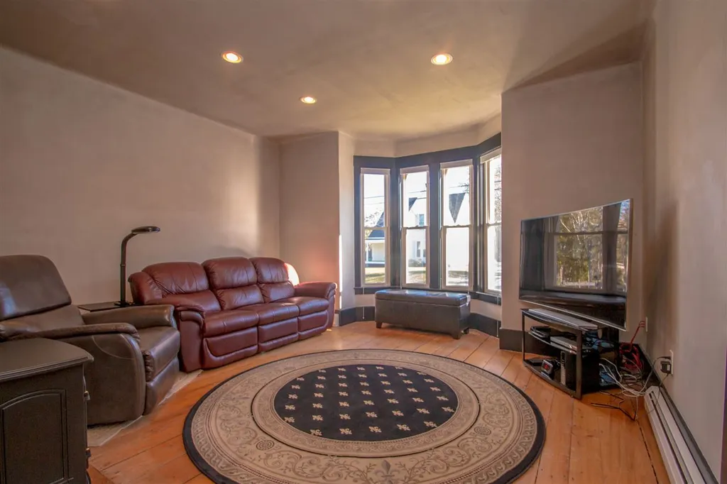 59 Elm Street Lancaster NH 03584
