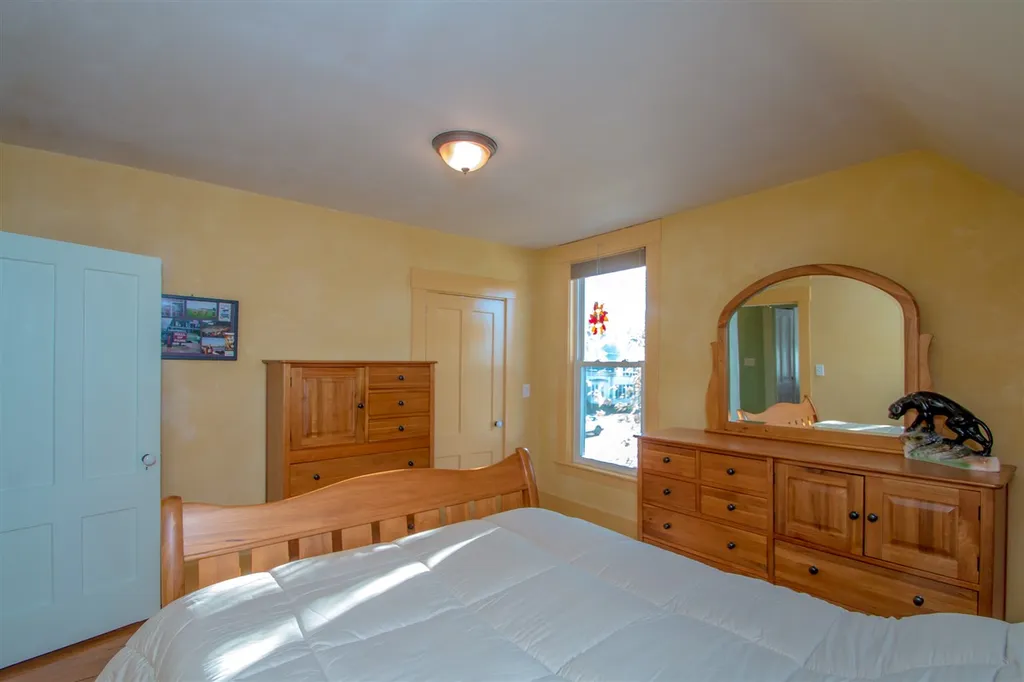59 Elm Street Lancaster NH 03584