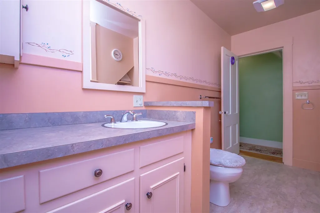 59 Elm Street Lancaster NH 03584