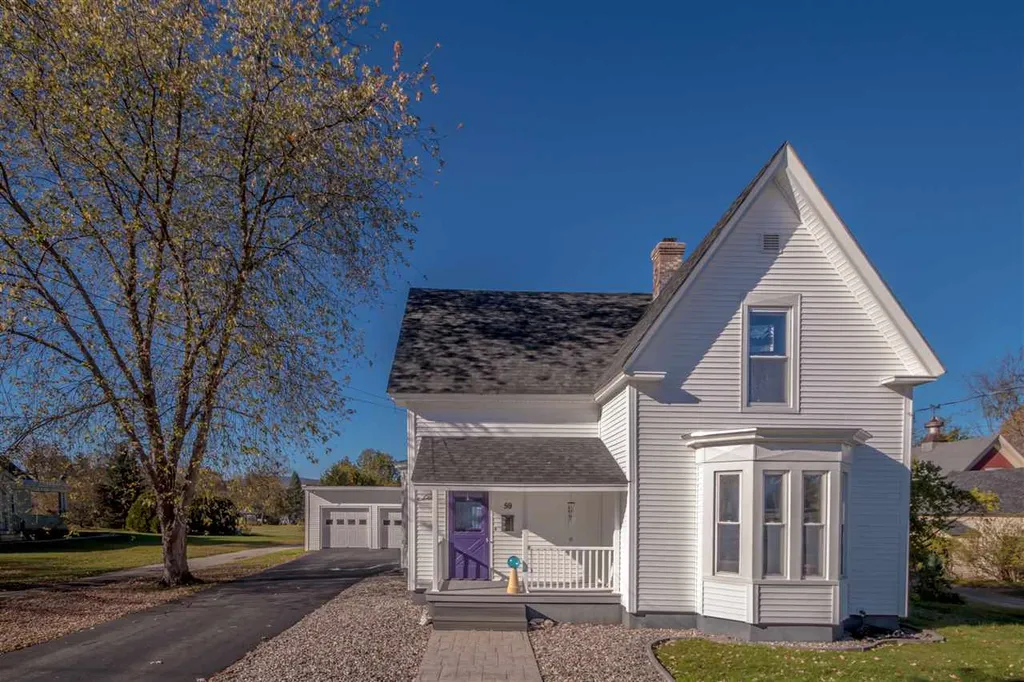 59 Elm Street Lancaster NH 03584