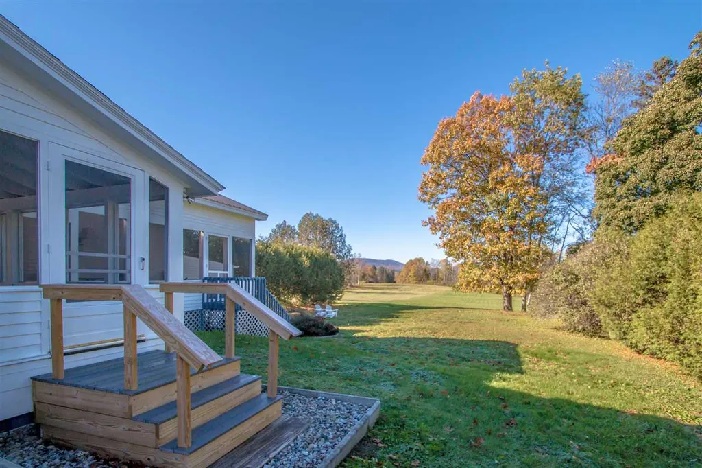 59 Elm Street Lancaster NH 03584
