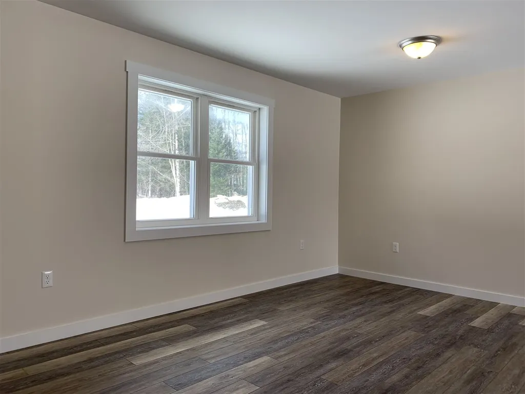 102 Spruce Lane Hyde Park VT 05655