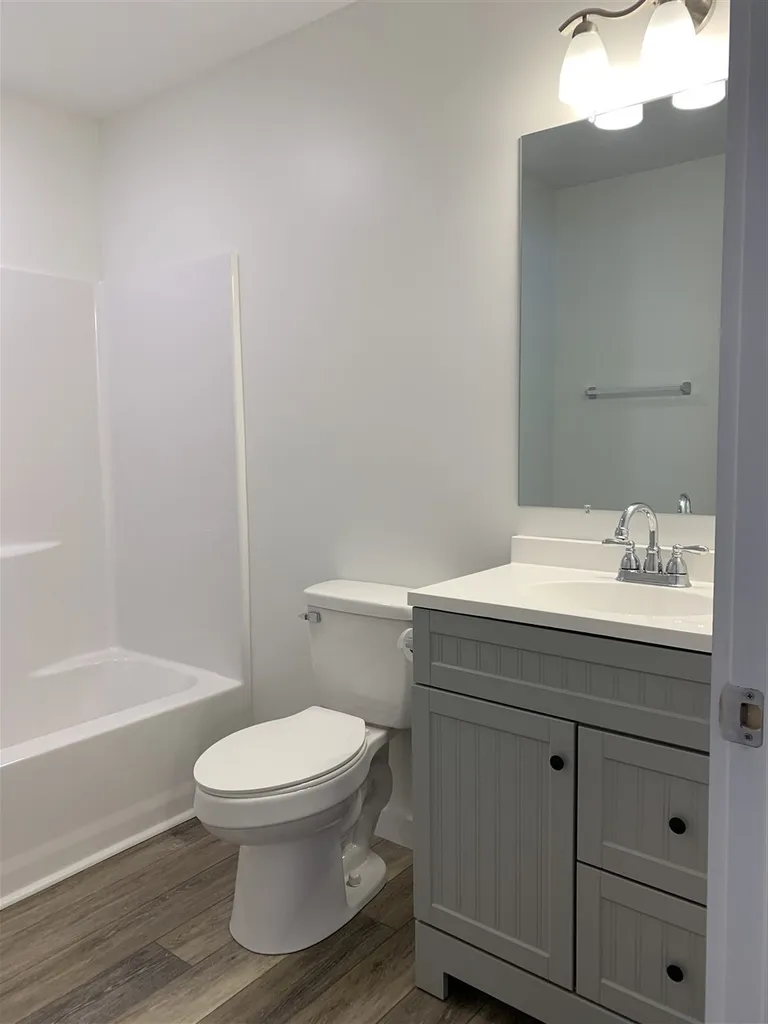 102 Spruce Lane Hyde Park VT 05655