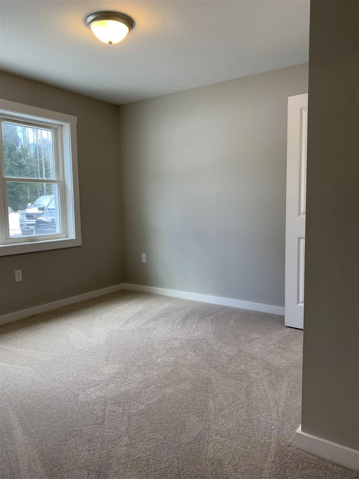 102 Spruce Lane Hyde Park VT 05655