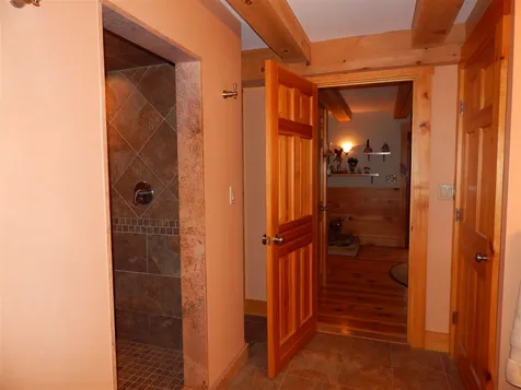 106 Pleasant View Road Bradford NH 03221