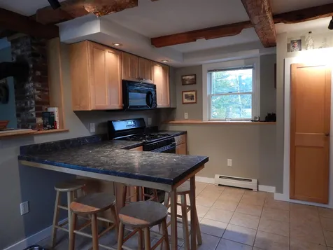 106 Pleasant View Road Bradford NH 03221