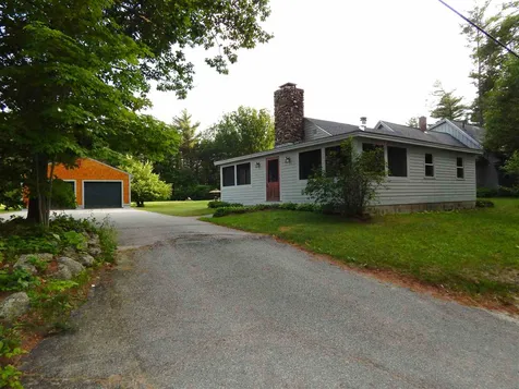 106 Pleasant View Road Bradford NH 03221