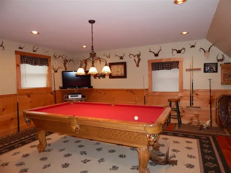 106 Pleasant View Road Bradford NH 03221