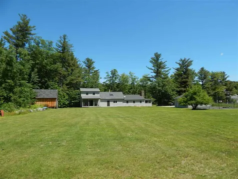 106 Pleasant View Road Bradford NH 03221