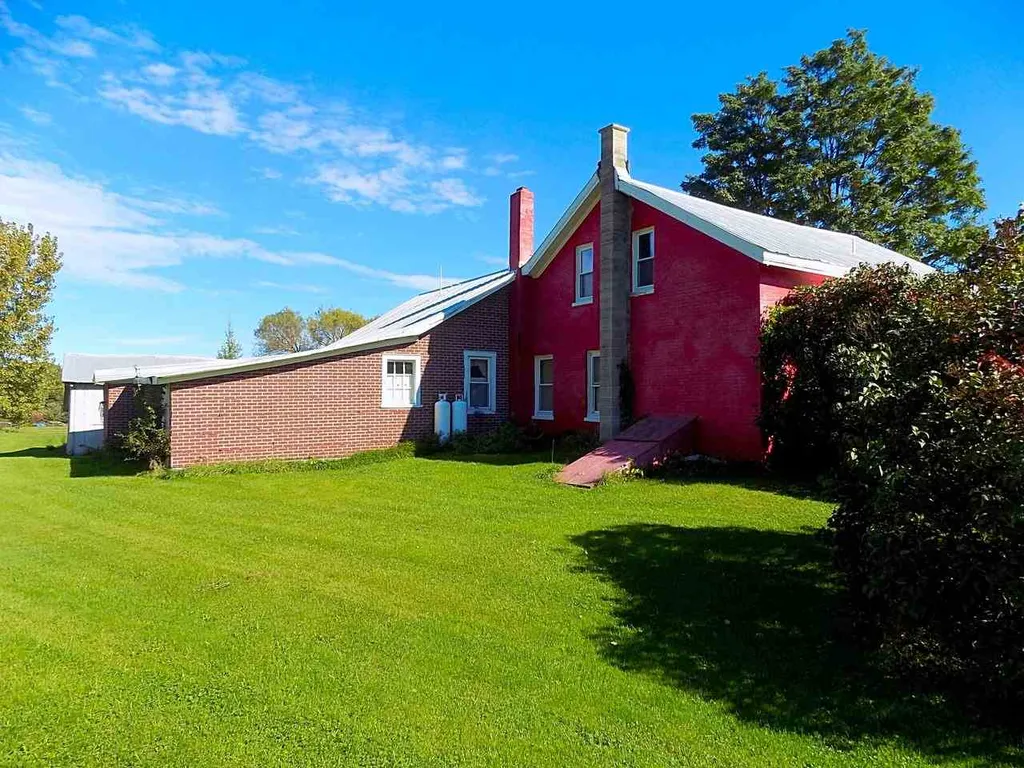 100 Brigham Hill Road Essex VT 05452
