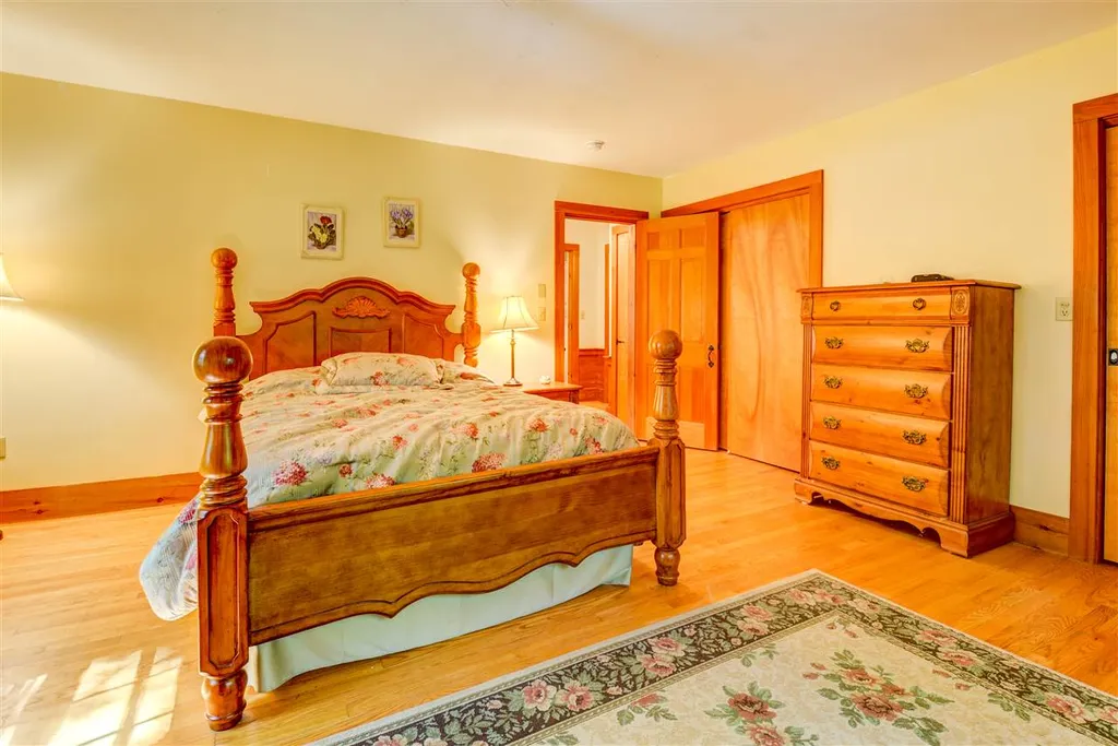 170 Edgewater Drive Gilford NH 03249