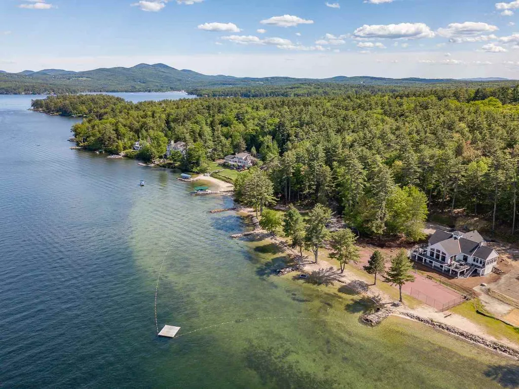 170 Edgewater Drive Gilford NH 03249