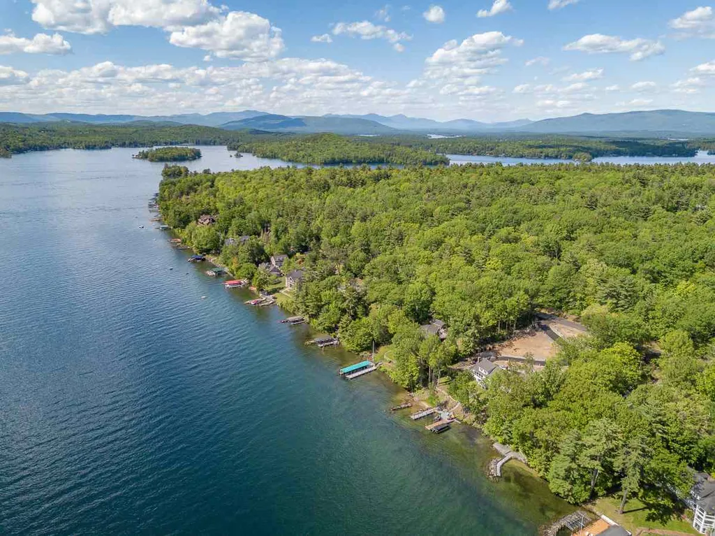 170 Edgewater Drive Gilford NH 03249