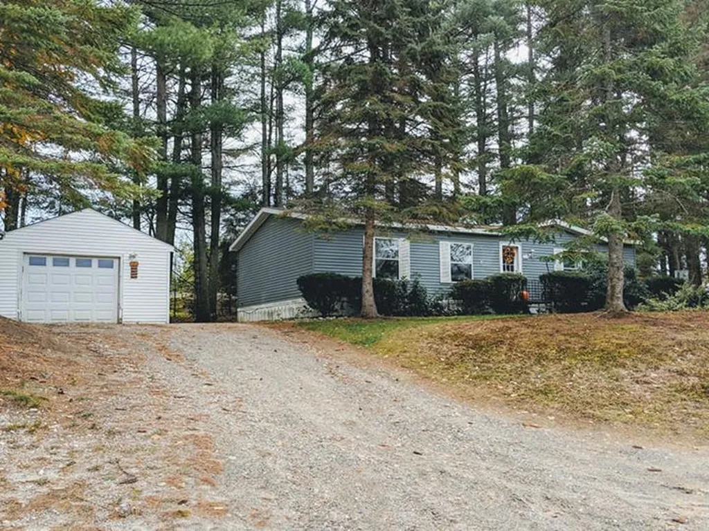 5 Popple Way Newport NH 03773