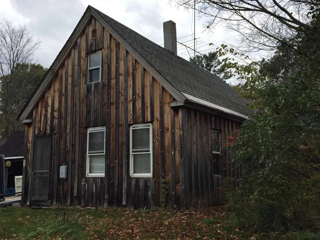 95 E Side Road Wentworth NH 03282