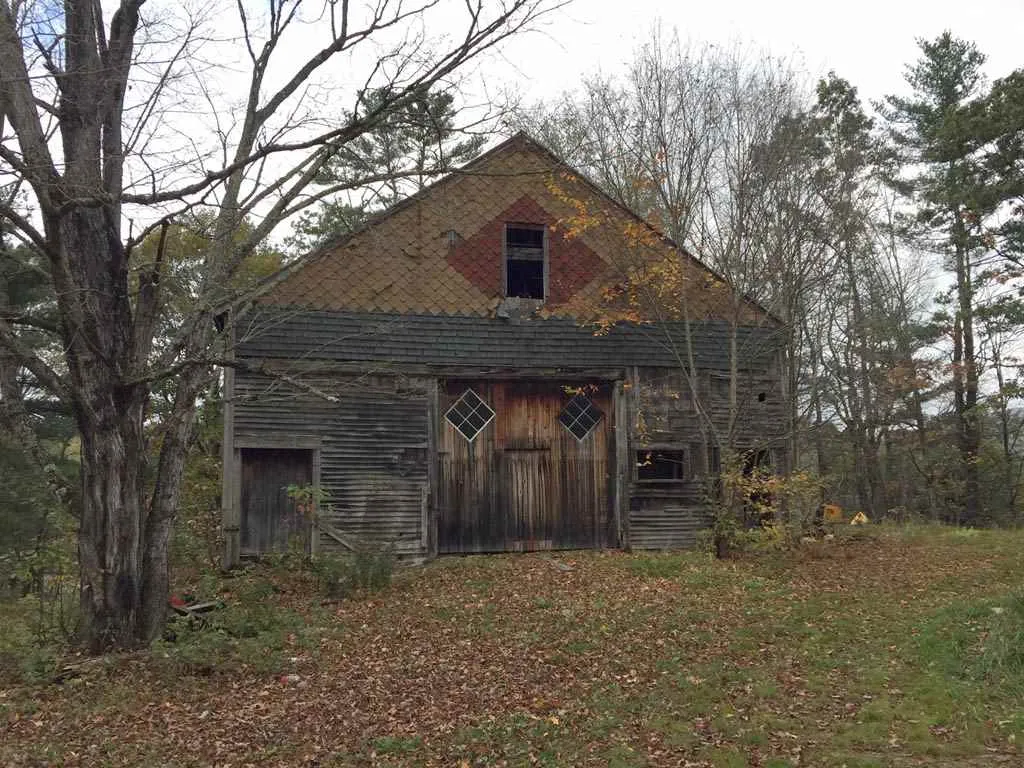 95 E Side Road Wentworth NH 03282