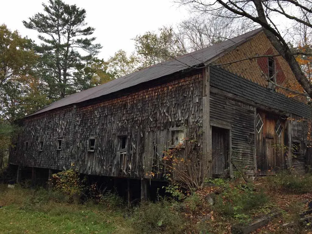 95 E Side Road Wentworth NH 03282