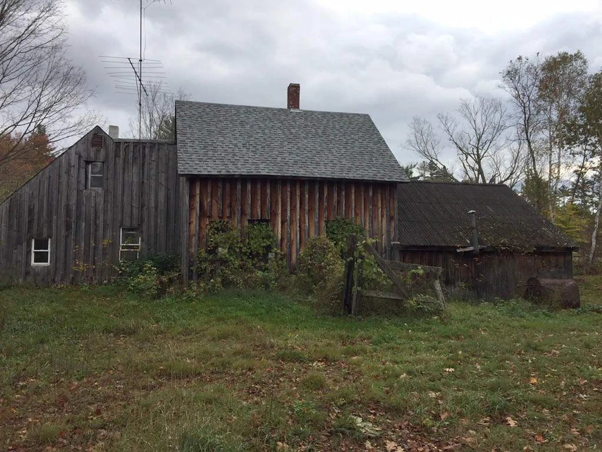 95 E Side Road Wentworth NH 03282