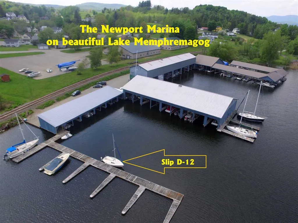 197 Farrants Point (Slip D-12) Newport City VT 05855