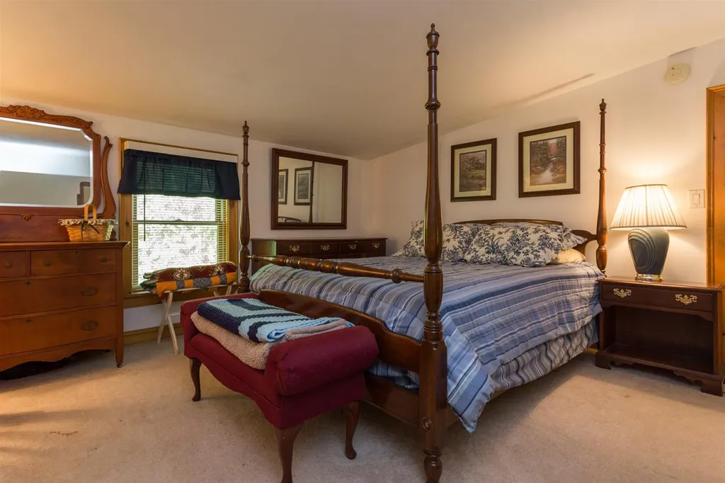 37 Jackson Drive Farmington NH 03835