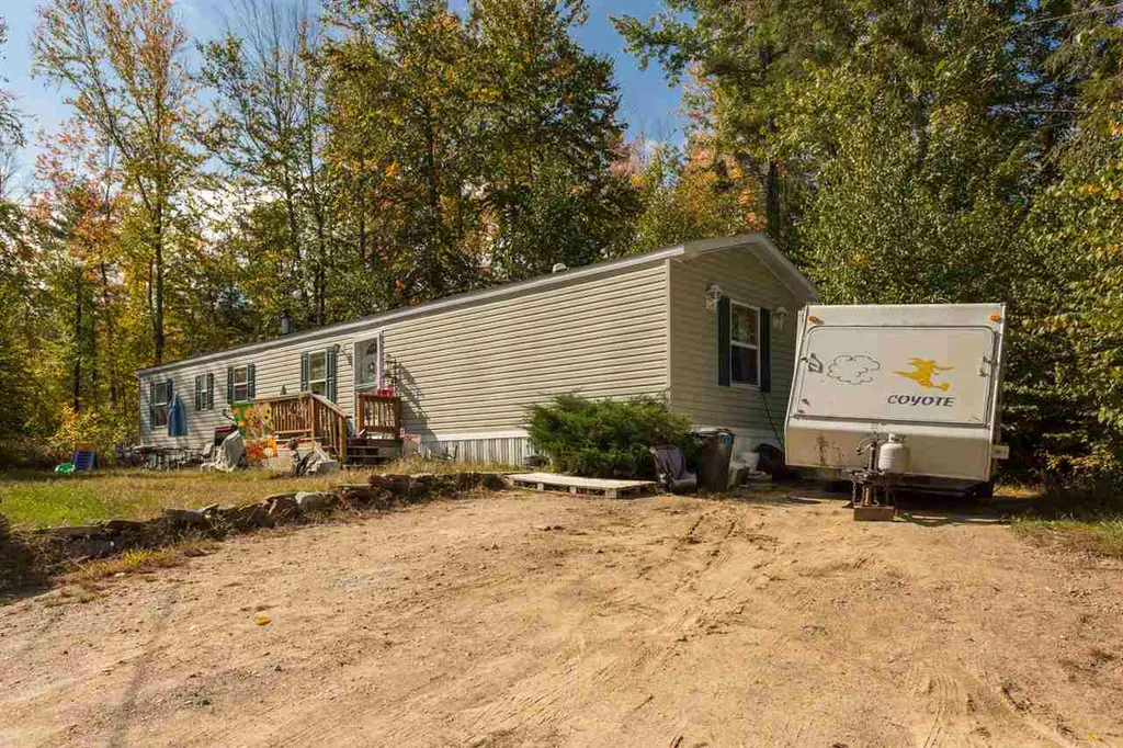 37 Jackson Drive Farmington NH 03835