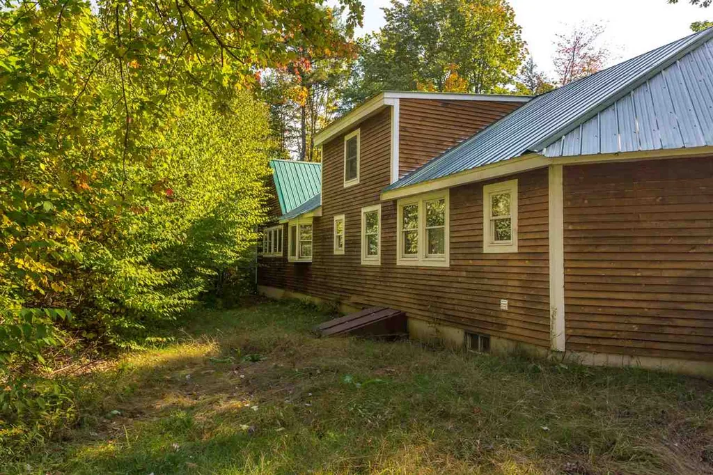 37 Jackson Drive Farmington NH 03835