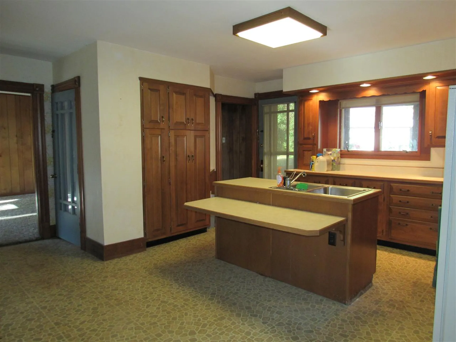 71 West Pleasant Street Claremont NH 03743