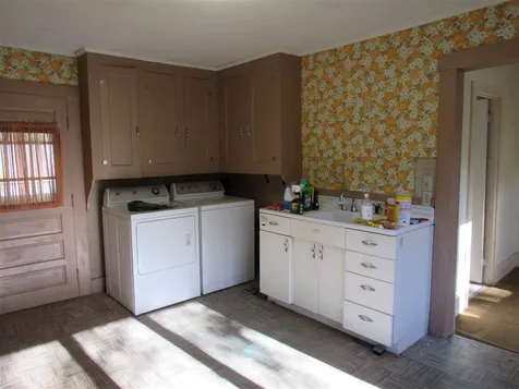 71 West Pleasant Street Claremont NH 03743