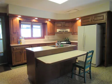 71 West Pleasant Street Claremont NH 03743
