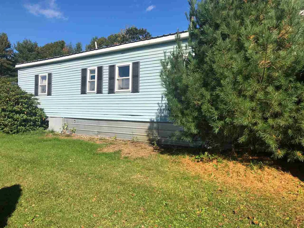 66 Stewart Avenue Claremont NH 03743