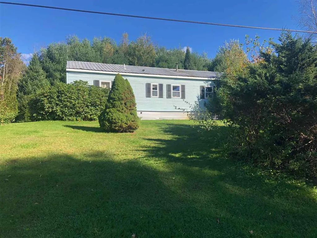 66 Stewart Avenue Claremont NH 03743
