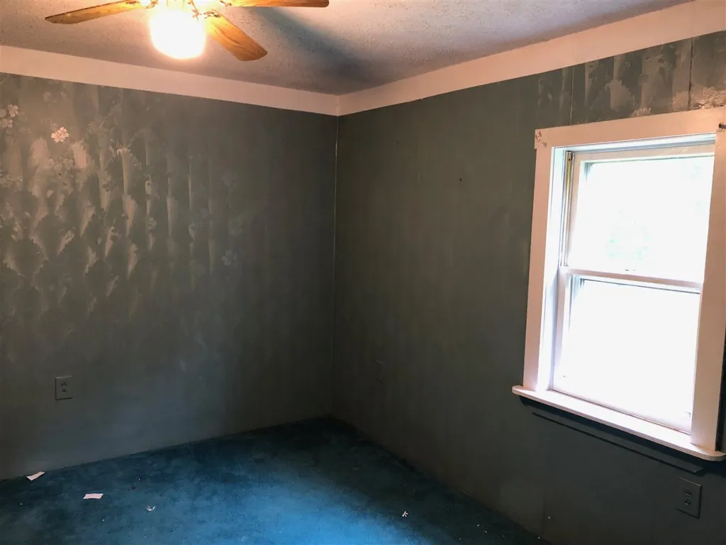 66 Stewart Avenue Claremont NH 03743