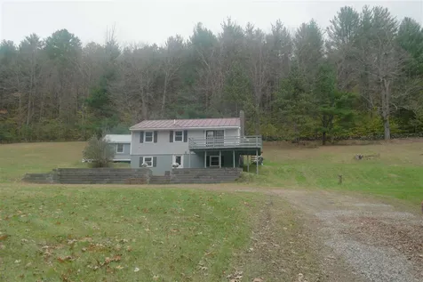 2943 Cox District Road Woodstock VT 05091