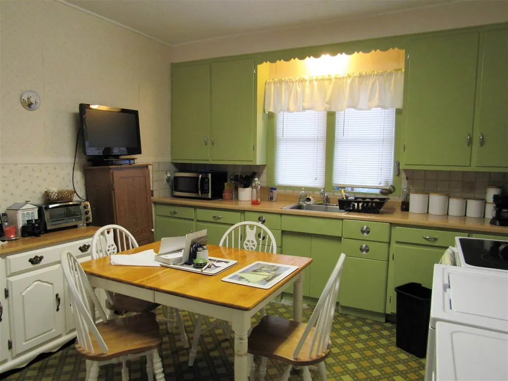 213 High Street Berlin NH 03570