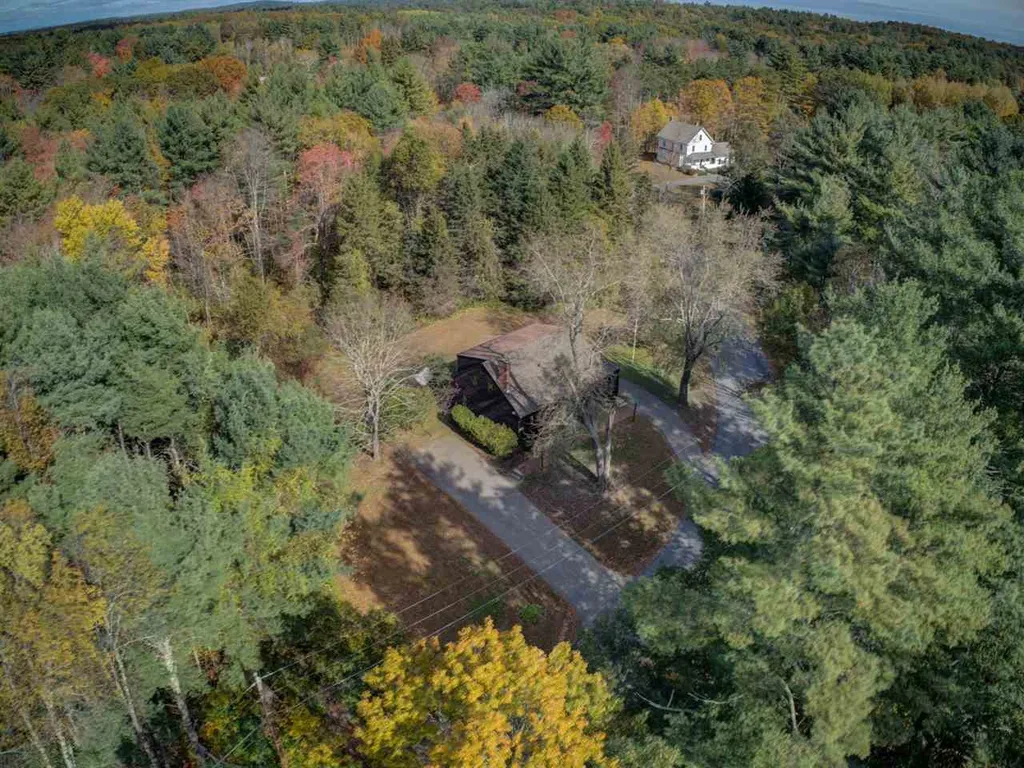 42 Little River Road Kingston NH 03848