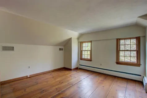 42 Little River Road Kingston NH 03848