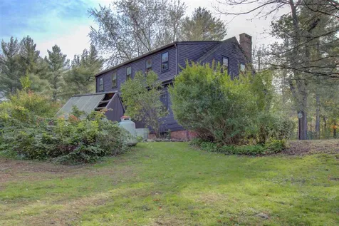 42 Little River Road Kingston NH 03848
