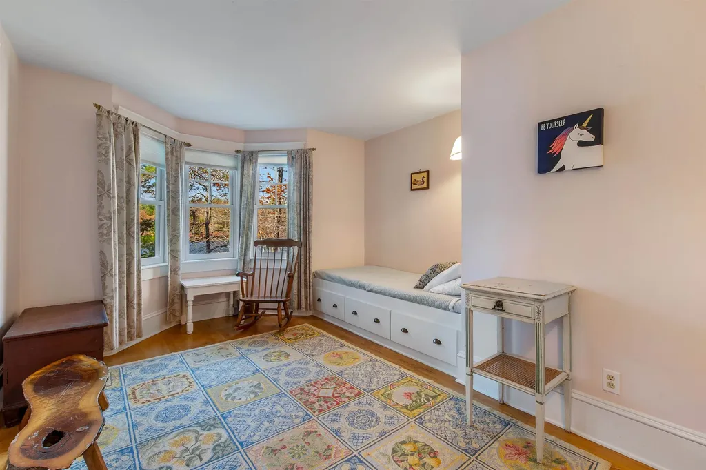 255 Pikes Point Road Bristol NH 03222