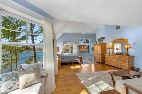 255 Pikes Point Road Bristol NH 03222