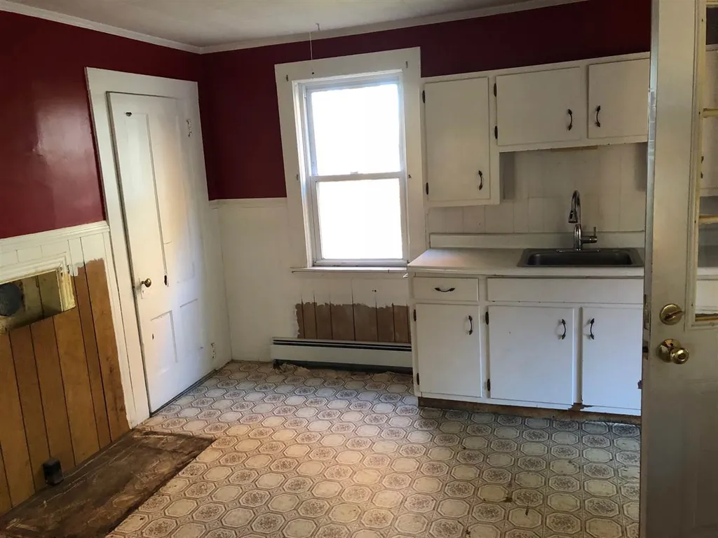 19 Kimberly Drive North Hampton NH 03862
