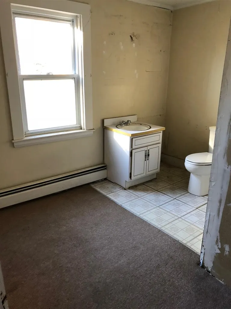 19 Kimberly Drive North Hampton NH 03862